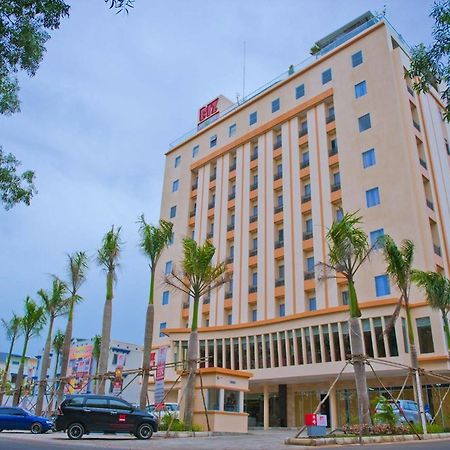 נגויה Biz Hotel Batam מראה חיצוני תמונה