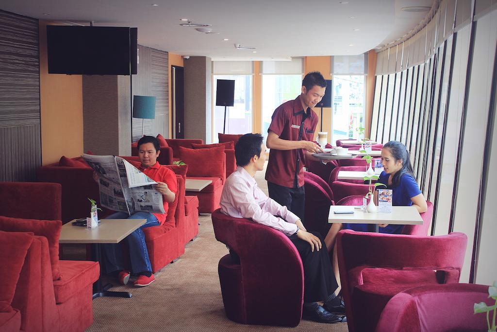 נגויה Biz Hotel Batam מראה חיצוני תמונה